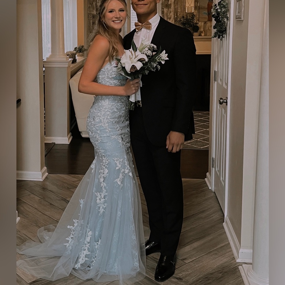 Lace Applique Mermaid Spaghetti Strap Prom Dress 20924